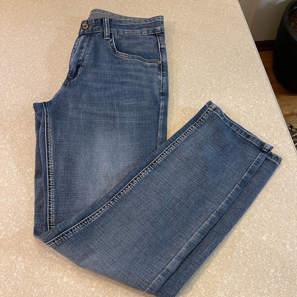 Jeanswest Australia Jeans. 29” waist. Like new..